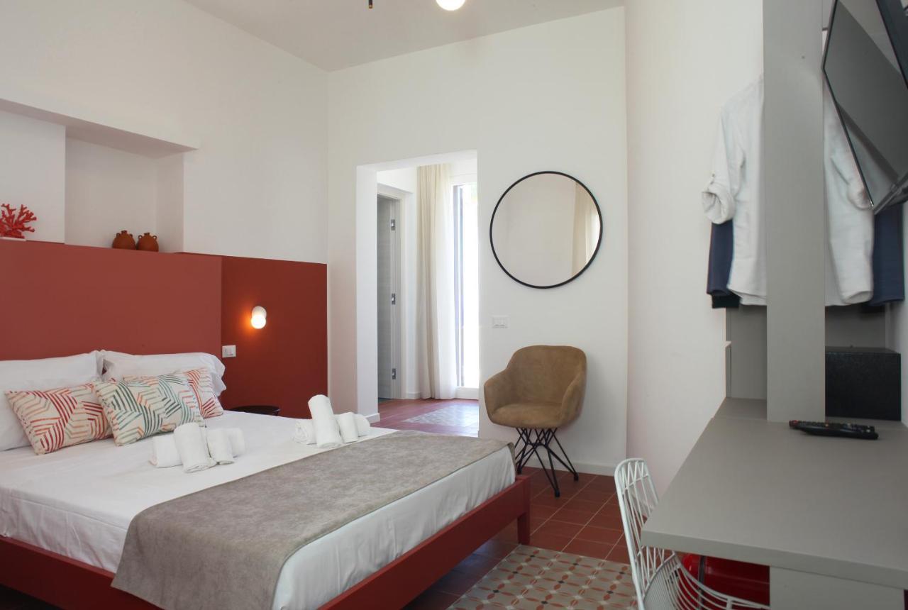Casa Maja Rooms & Suites Фавиняна Екстериор снимка